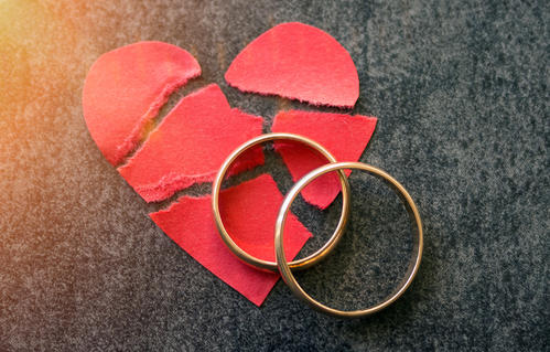 离婚净身出户还承担婚内债务吗